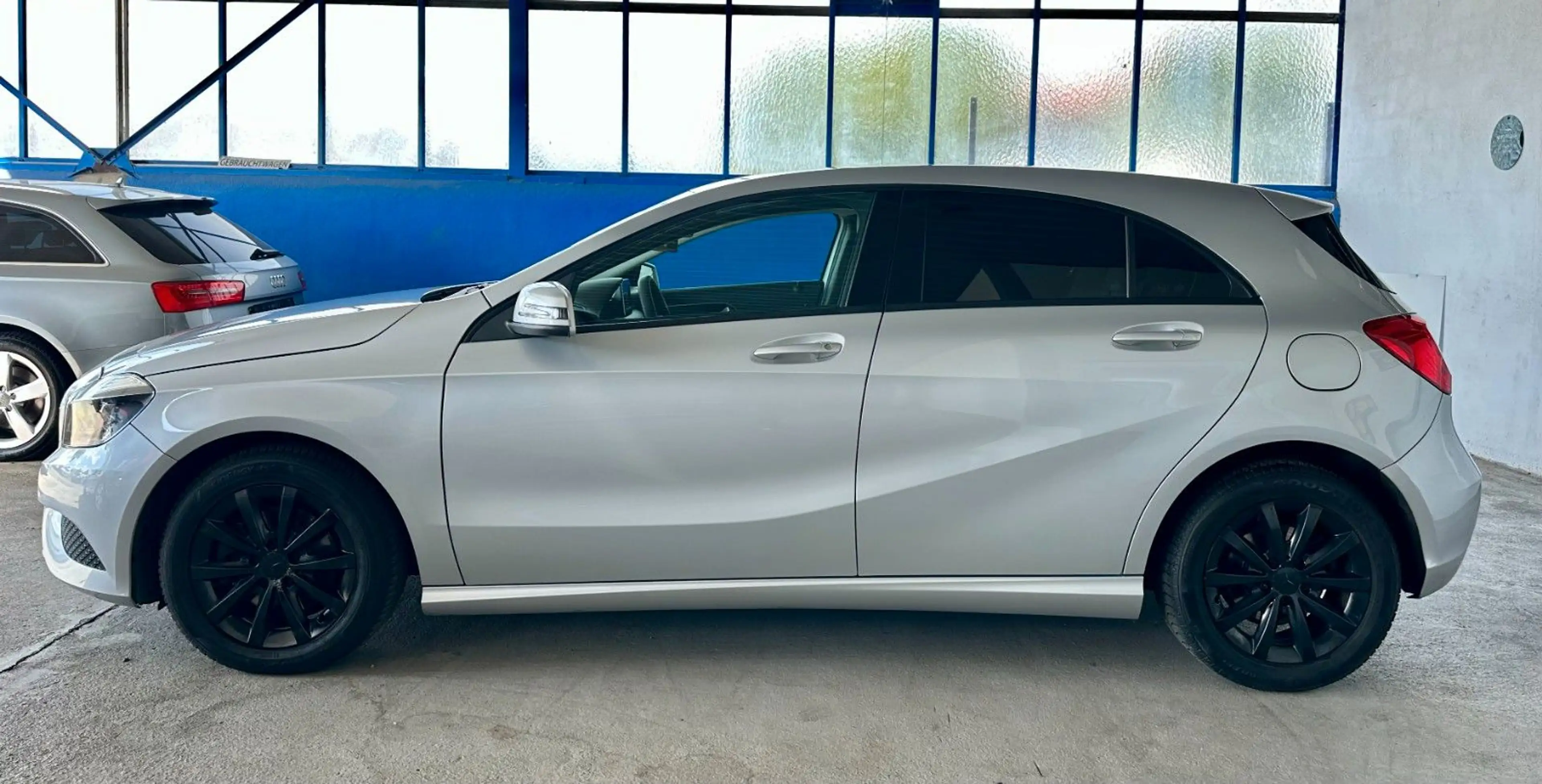 Mercedes-Benz A 200 A A 200 BlueEfficiency Urban — photo 6