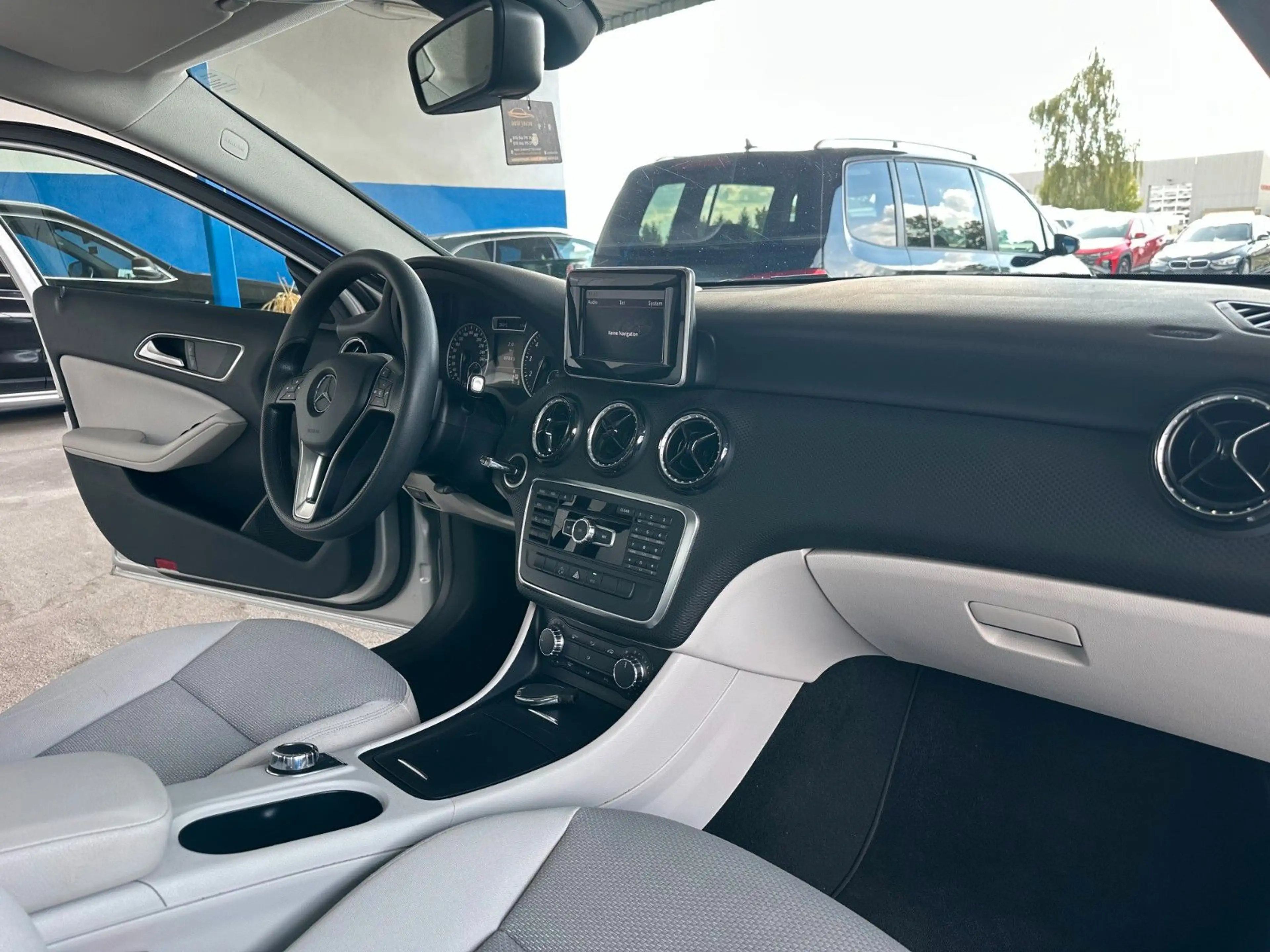 Mercedes-Benz A 200 A A 200 BlueEfficiency Urban — photo 18