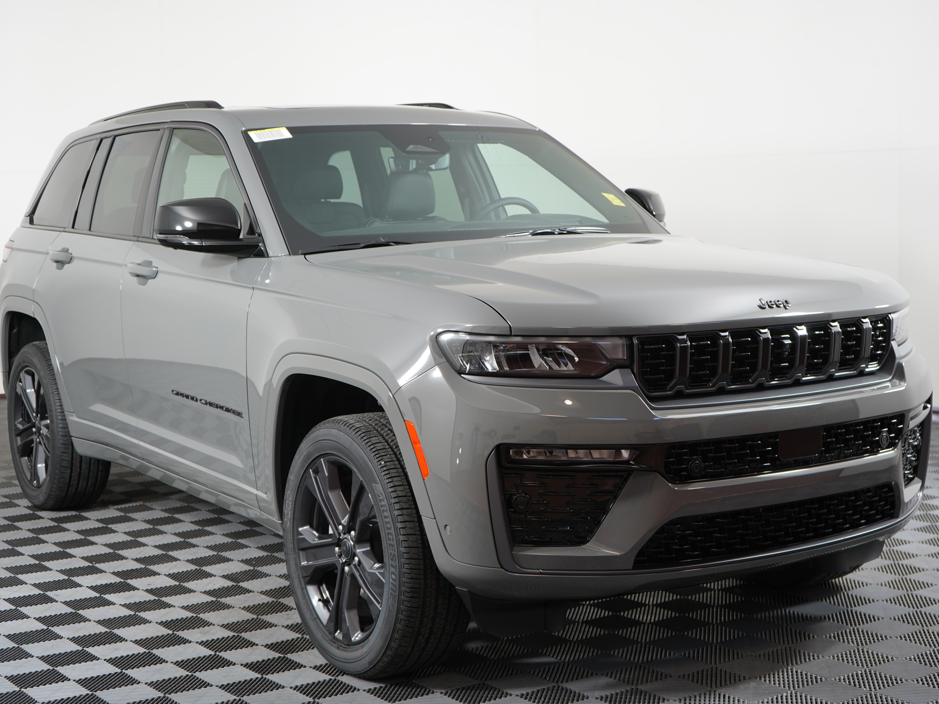 2027 Jeep Grand Cherokee