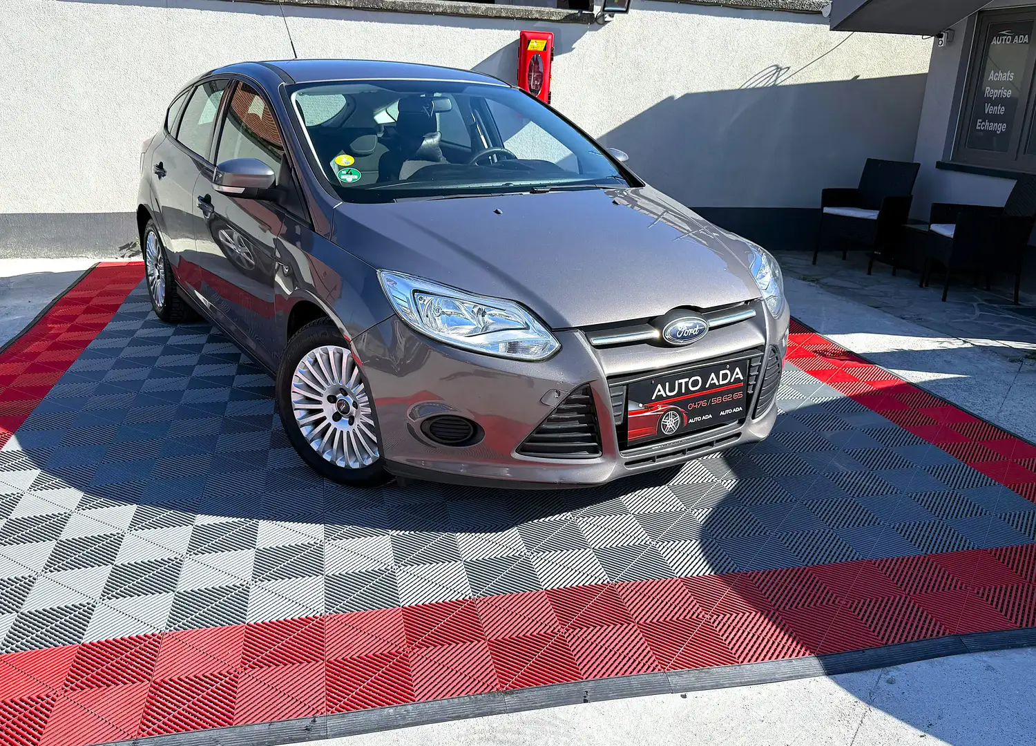 Ford Focus 1.6 TDCi--AIRCO--GPS--GARANTIE 12 MOIS-- Grijs - 1