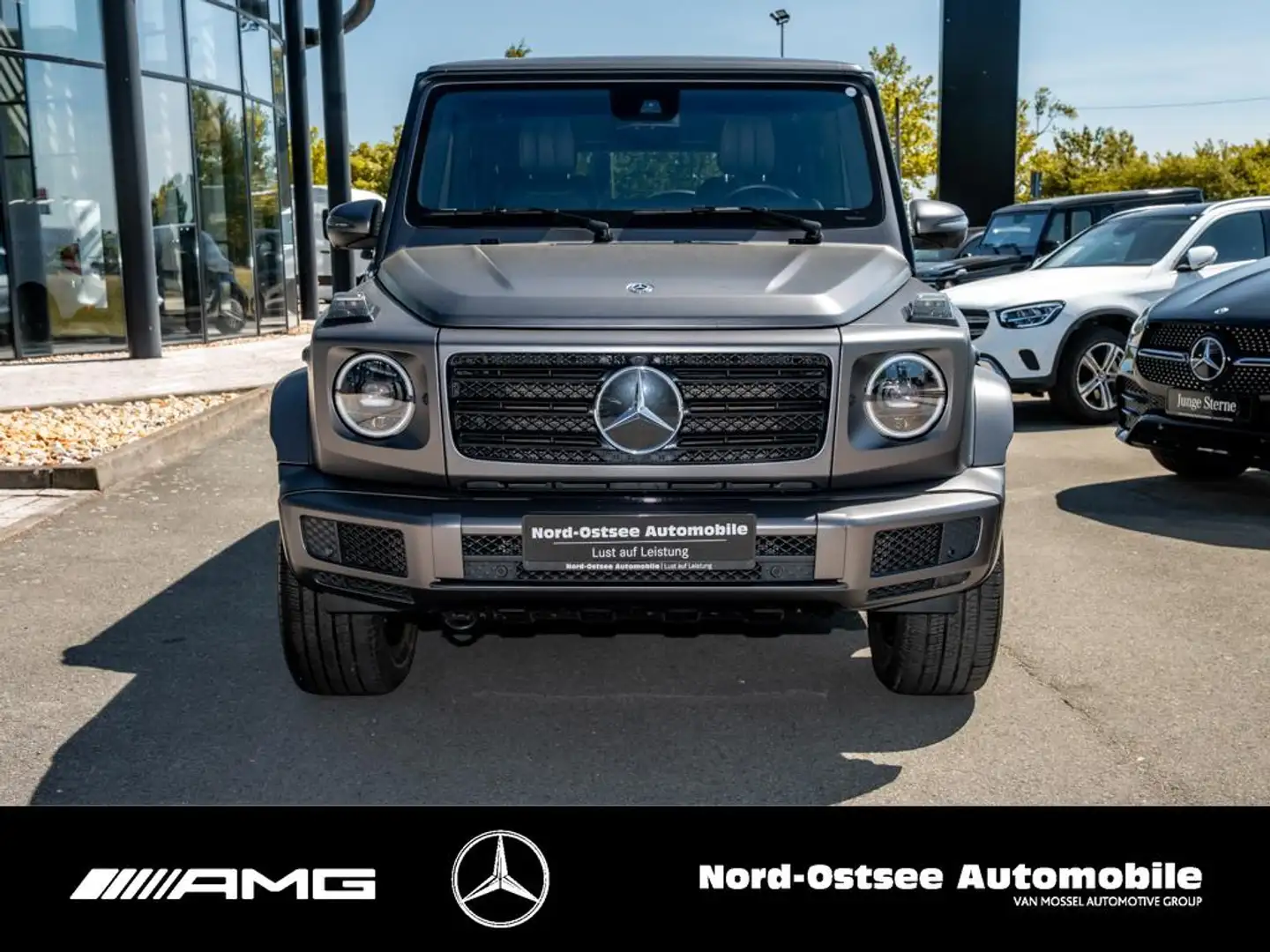 Mercedes-Benz G 400 d STATION STRONGER THAN TIME EDITION AHK Schwarz - 2