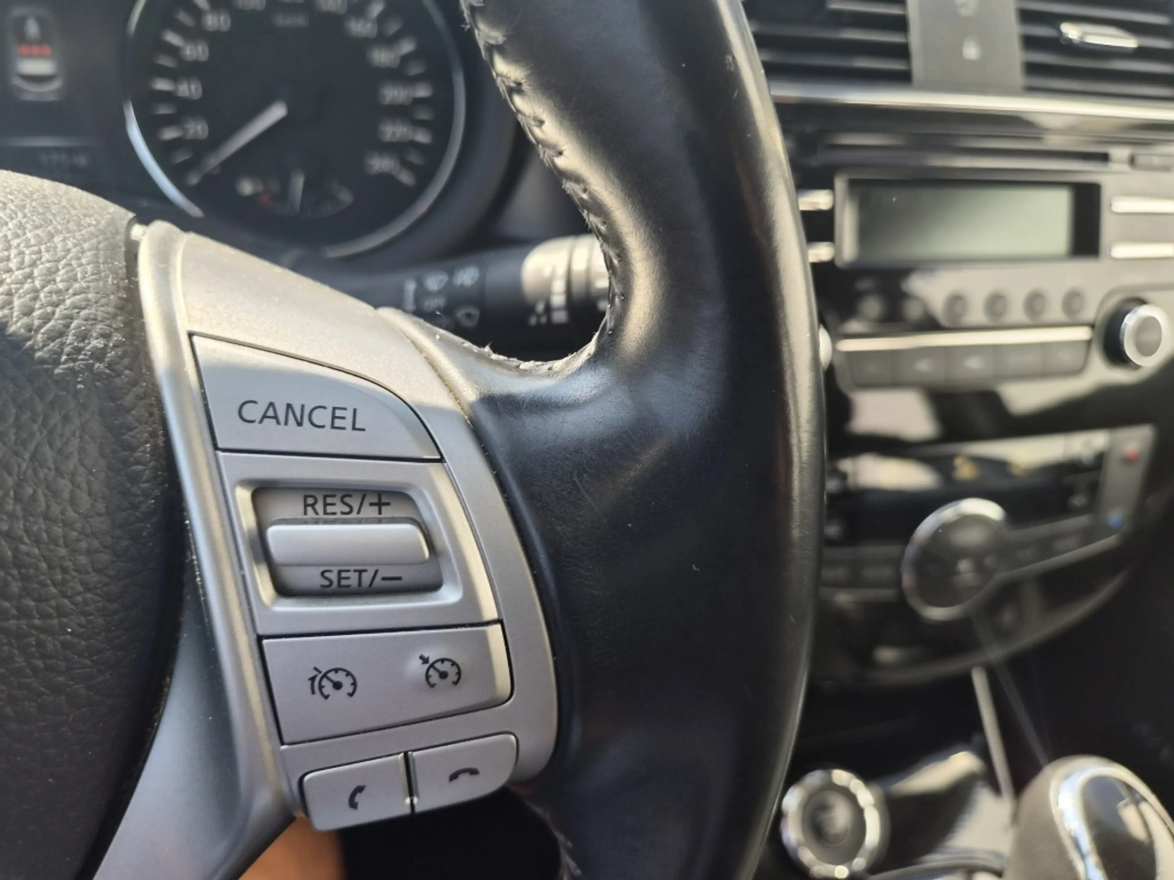 Nissan Pulsar 1.2 DIG-T Acenta — photo 12