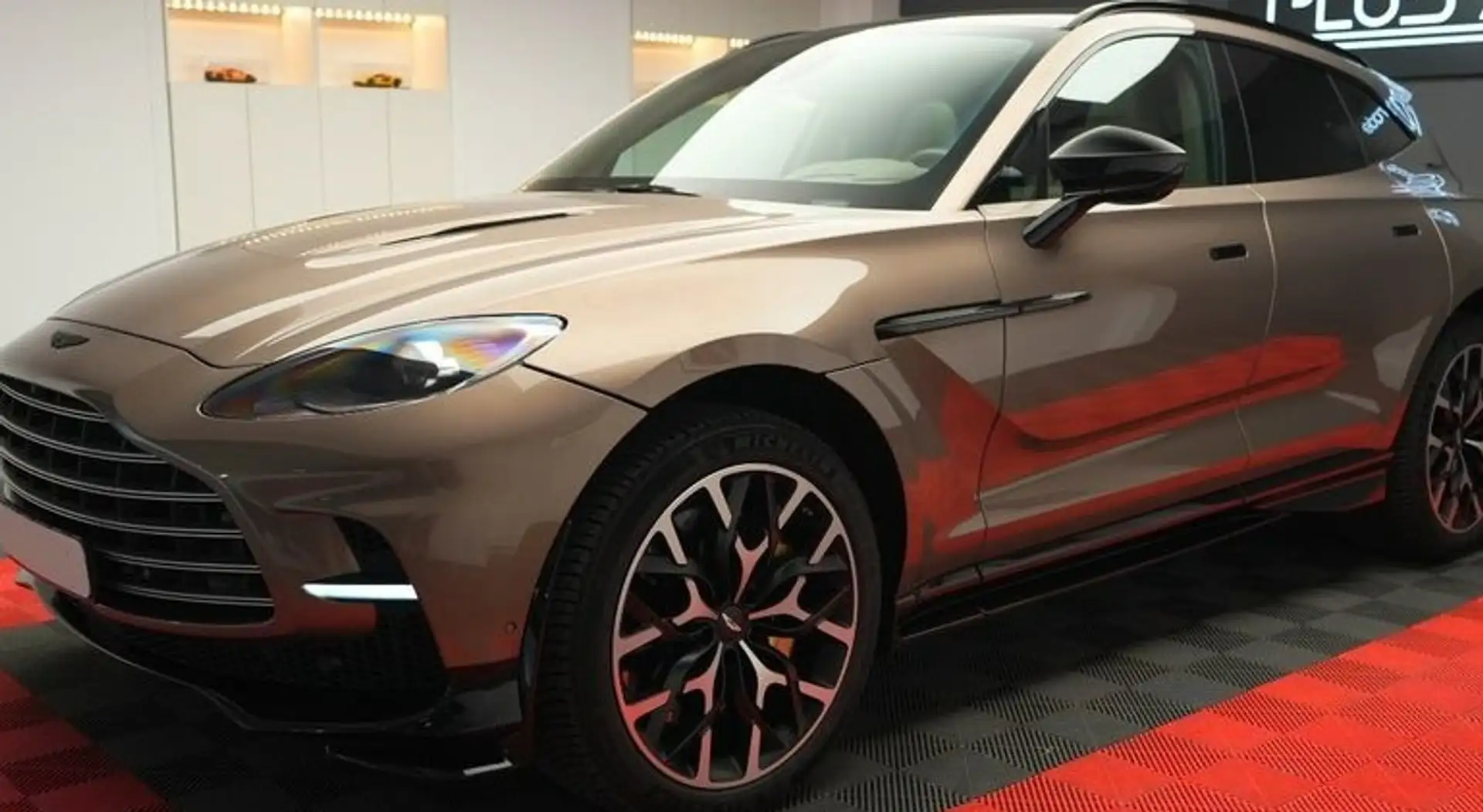 Aston Martin DBX DBX707 Maro - 2
