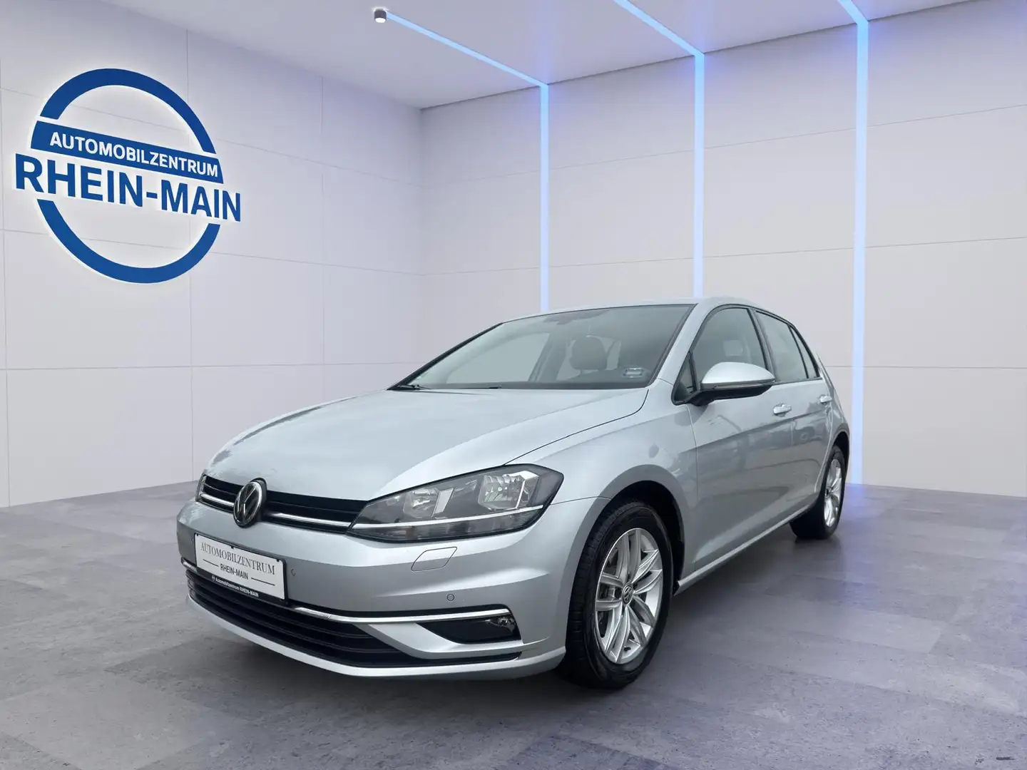 Volkswagen Golf 1.6 TDI Limo Highline Massage DSG ACC MFL Silber - 1
