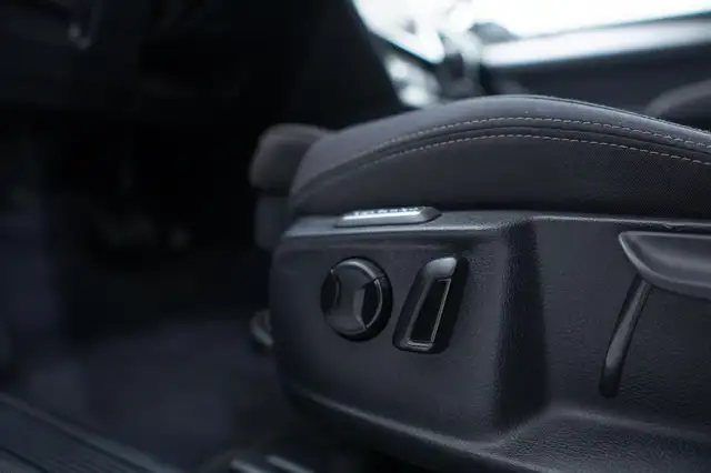Volkswagen Passat view 7