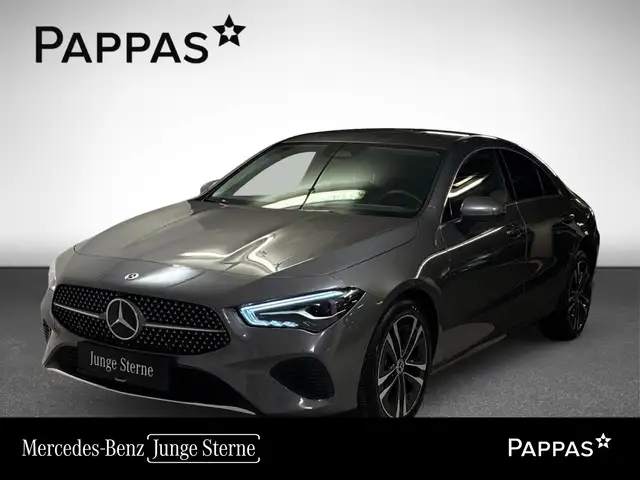 Mercedes-Benz CLA 180 Coupé PTS Cam Navi Wide LED SHZ