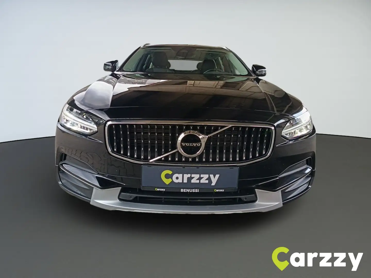 Volvo V90 Cross Country D4 AWD Geartronic Schwarz - 2
