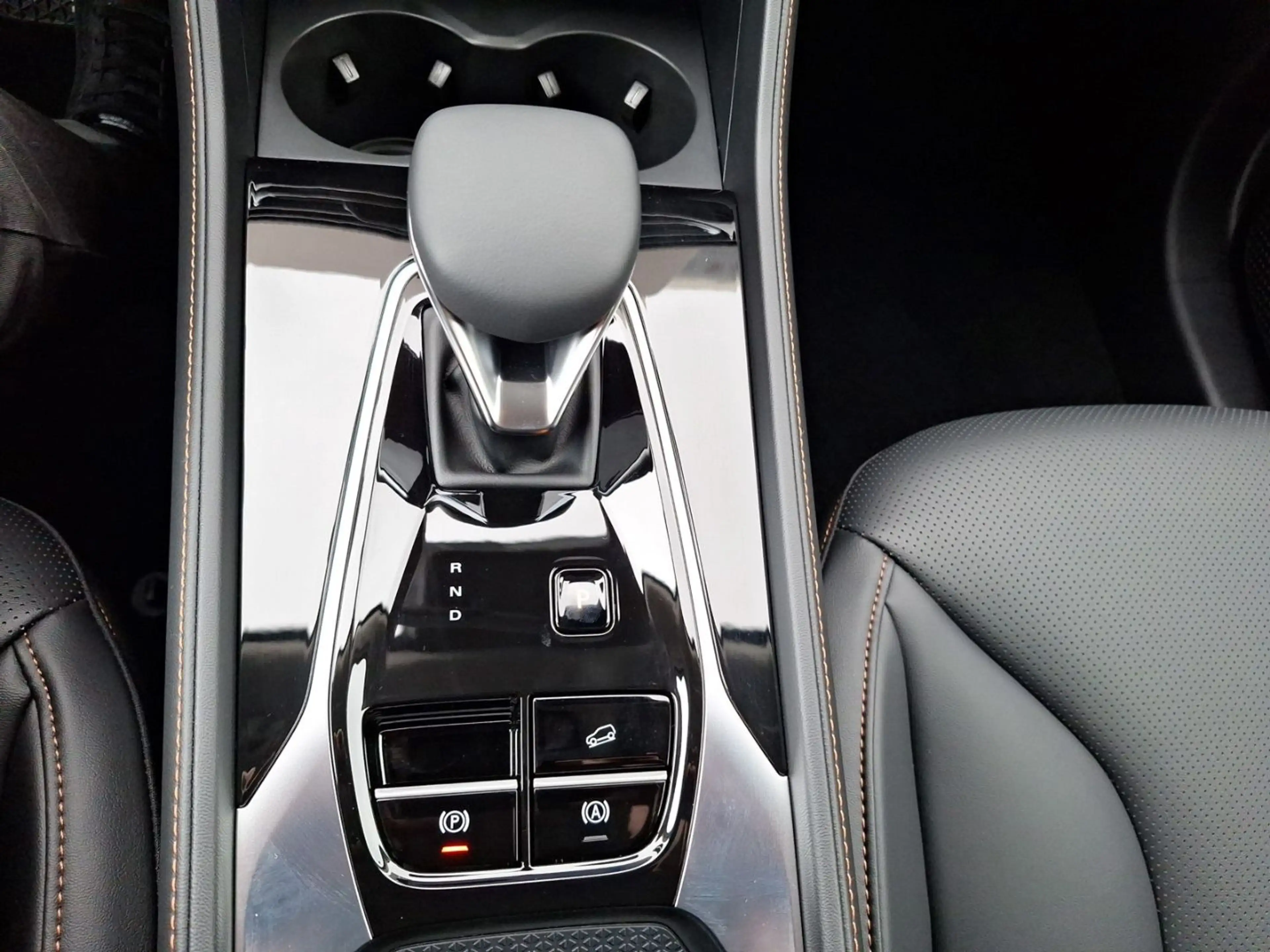 MG HS PHEV Luxury APP NAVI SHZ TEMPOMAT 360° ACC — photo 15