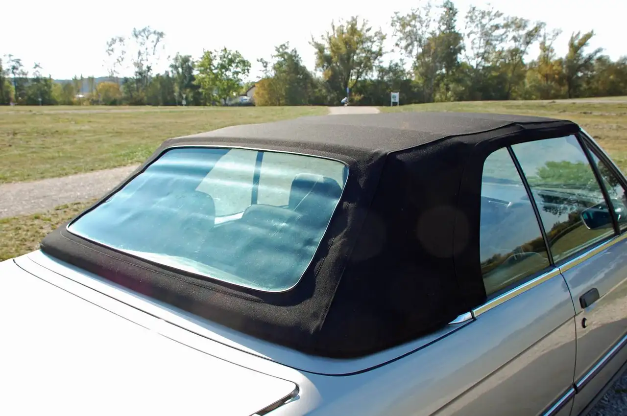 BMW 320i, foto 9