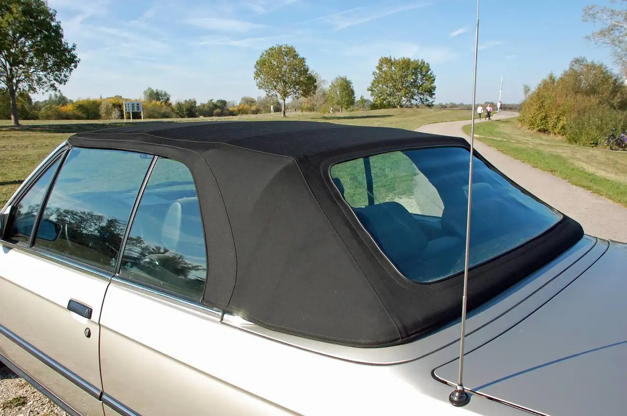 BMW 320i, foto 10