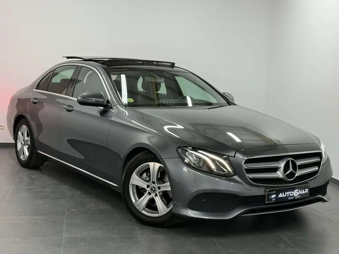 Mercedes-Benz E 200 d - EU6c - Navi - Camera -  Boite Auto - 1erMain Gris - 1