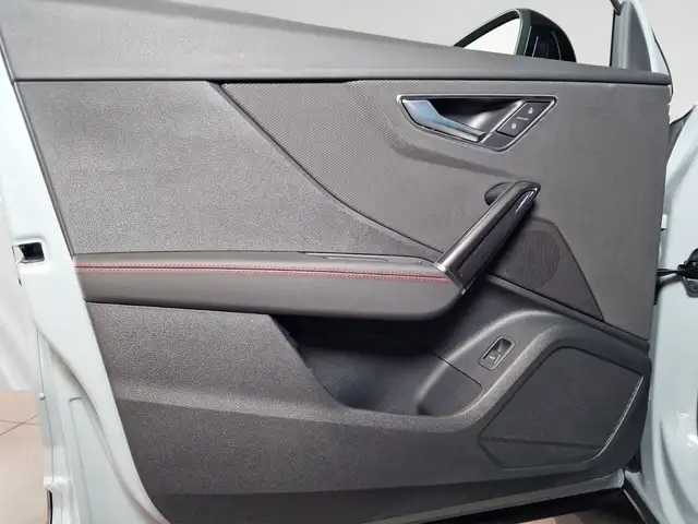 Audi Q2 view 14