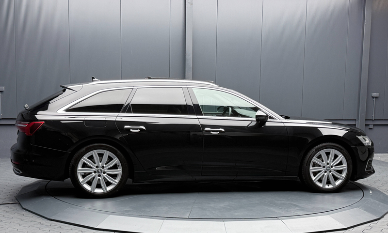 Audi A6 Avant 45 TDI quattro *LEDER*PANORAMA*AHK*KAMERA*19Zoll* — photo 8