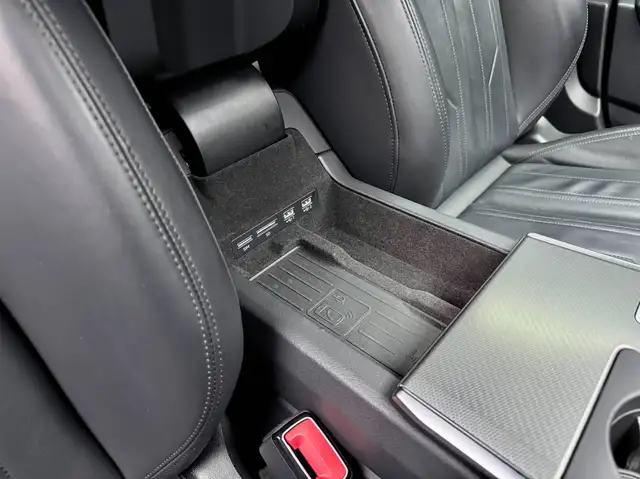 Audi A6 Avant view 27
