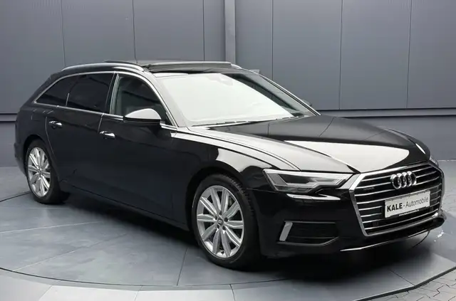 Audi A6 Avant view 9