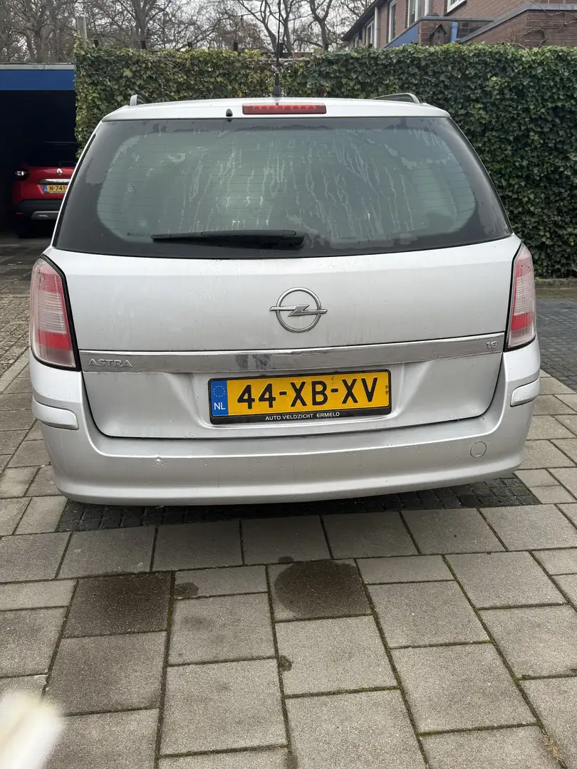 Opel Astra 1.6 Business Grijs - 2