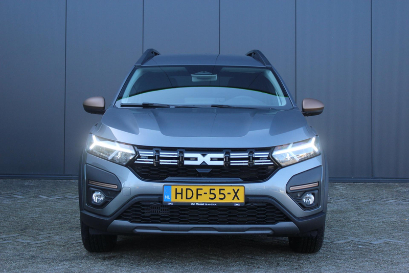 Dacia Jogger 1.0 TCe 100Pk ECO-G Extreme 7p. | Draadloze Carpla — photo 2