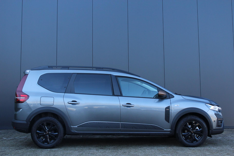 Dacia Jogger 1.0 TCe 100Pk ECO-G Extreme 7p. | Draadloze Carpla — photo 4