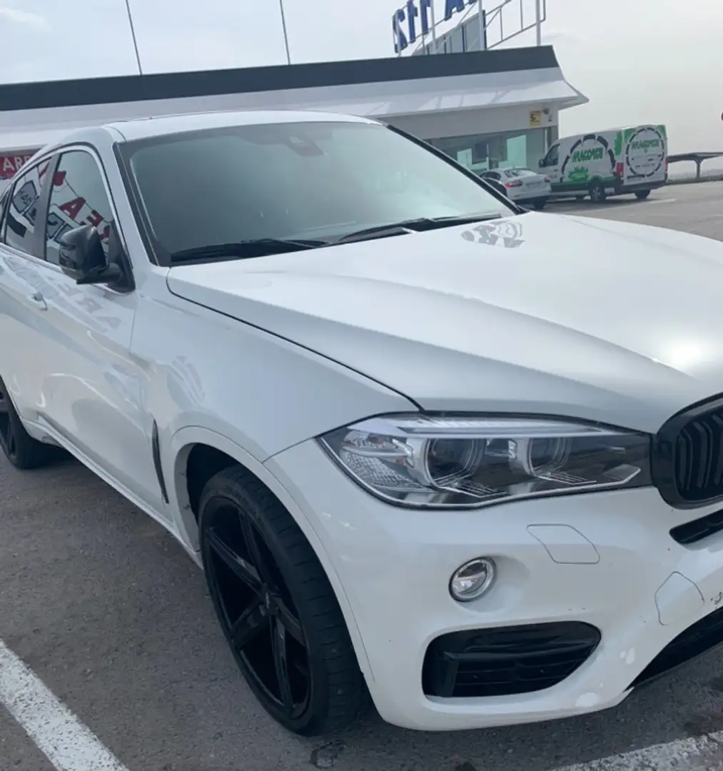 BMW X6 xDrive 30dA - 1