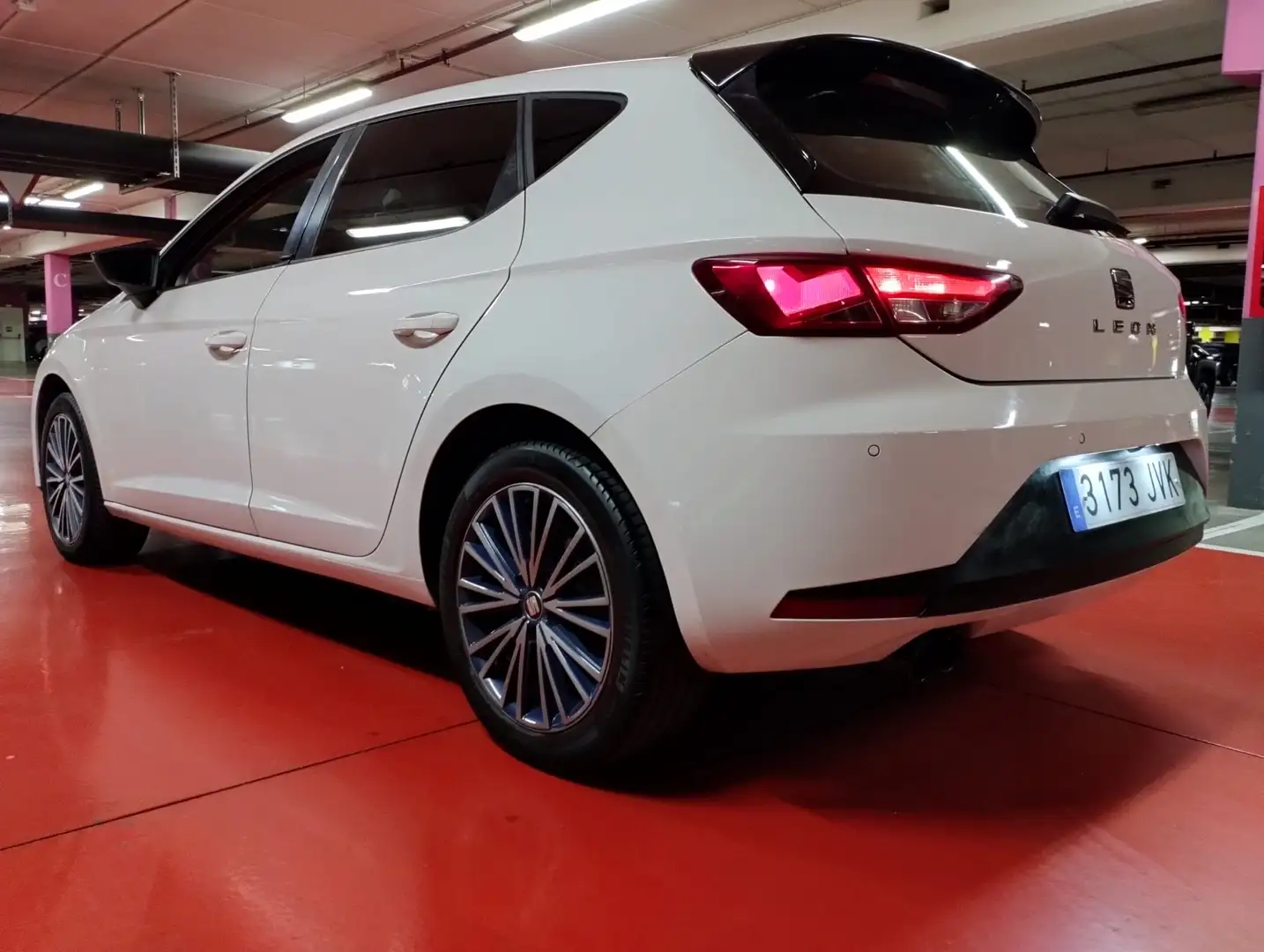 SEAT Leon León ST 1.2 TSI S&S Reference 110 - 2