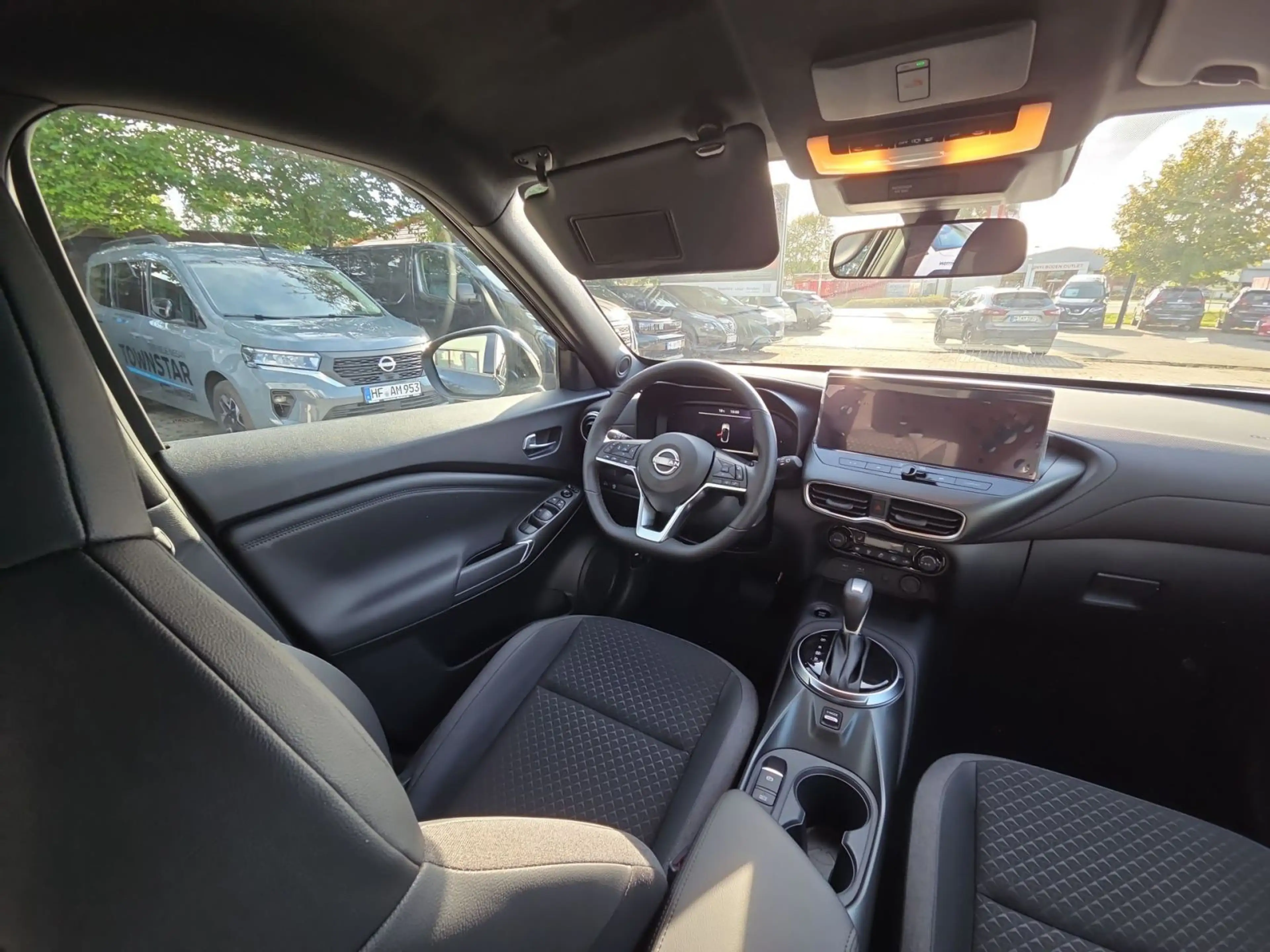 Nissan Juke N-Connecta Kamera|CarPlay|Klimaaut.|Spurha. — photo 15