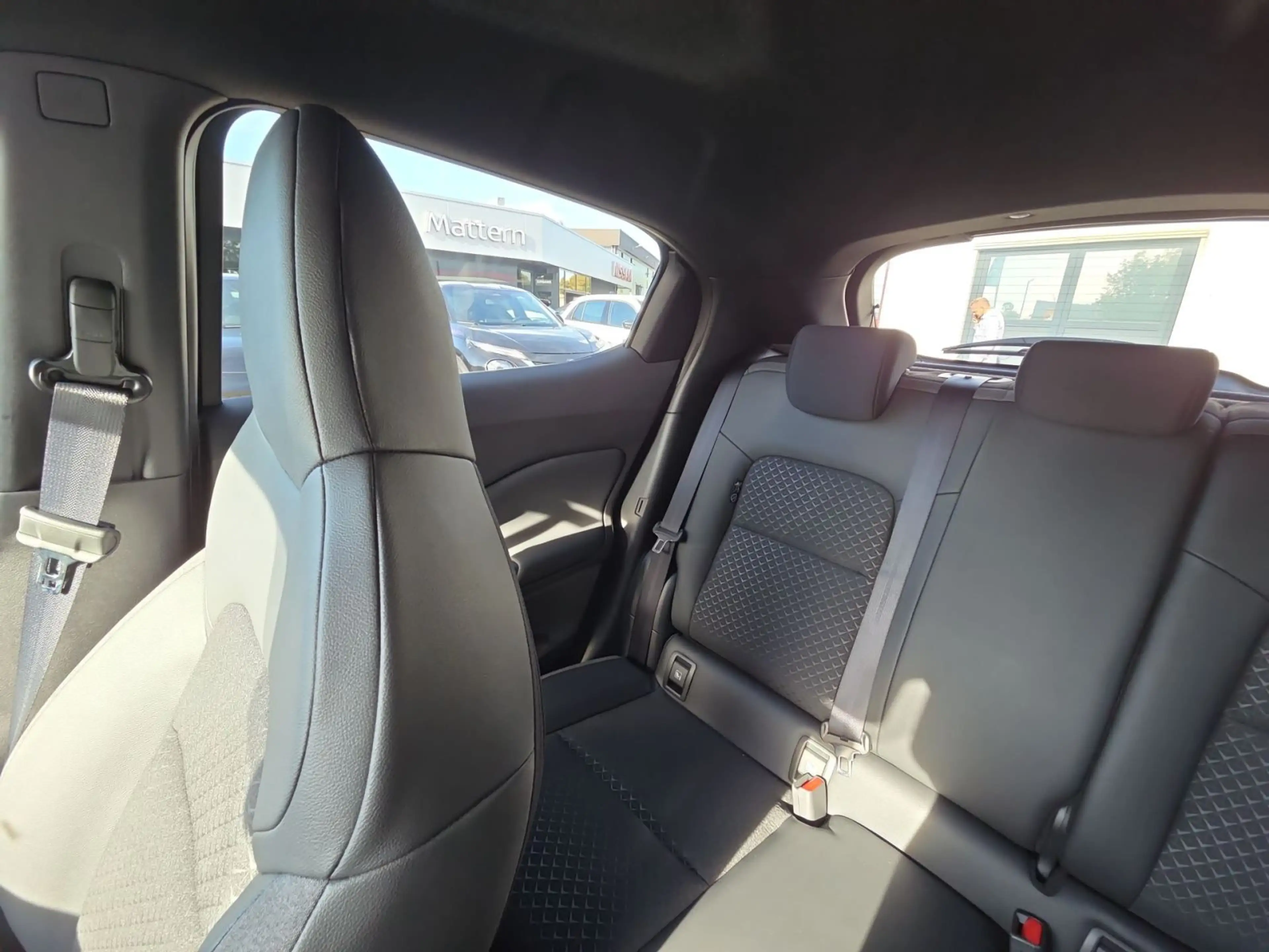 Nissan Juke N-Connecta Kamera|CarPlay|Klimaaut.|Spurha. — photo 12