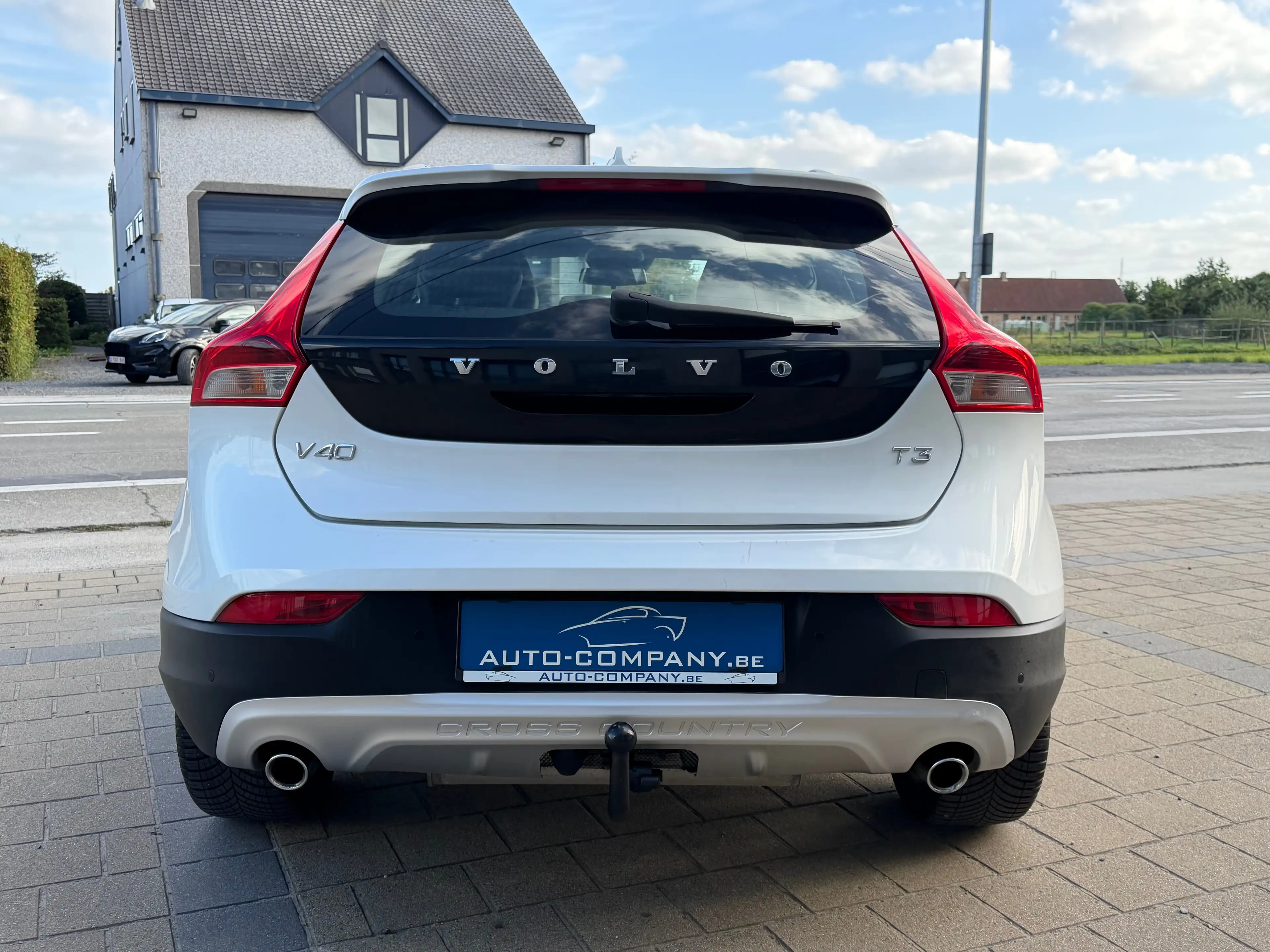 Volvo V40 Cross Country V40 Cross Country 2.0 T3 Ocean Race — photo 4