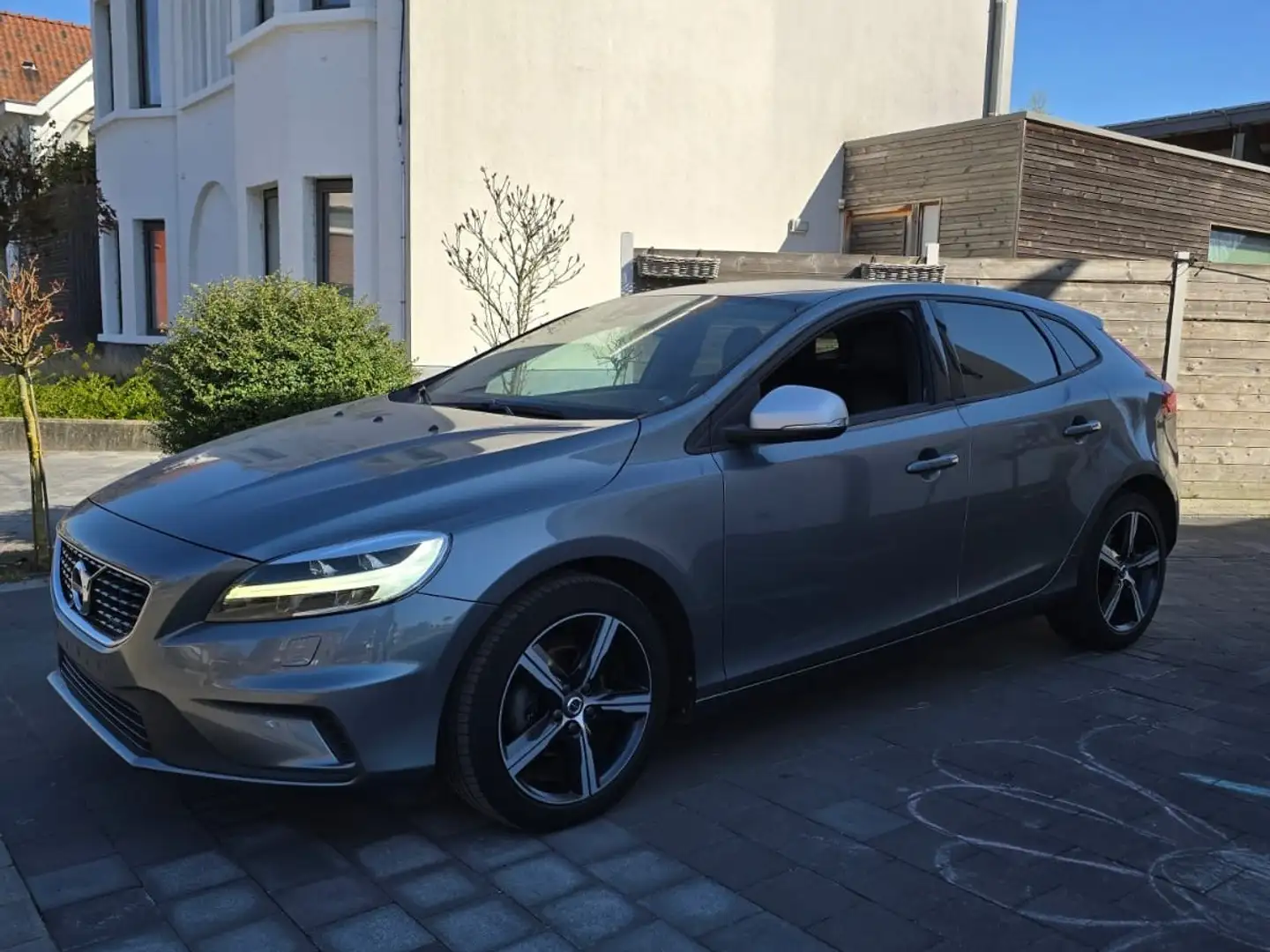 Volvo V40 D2 - 1