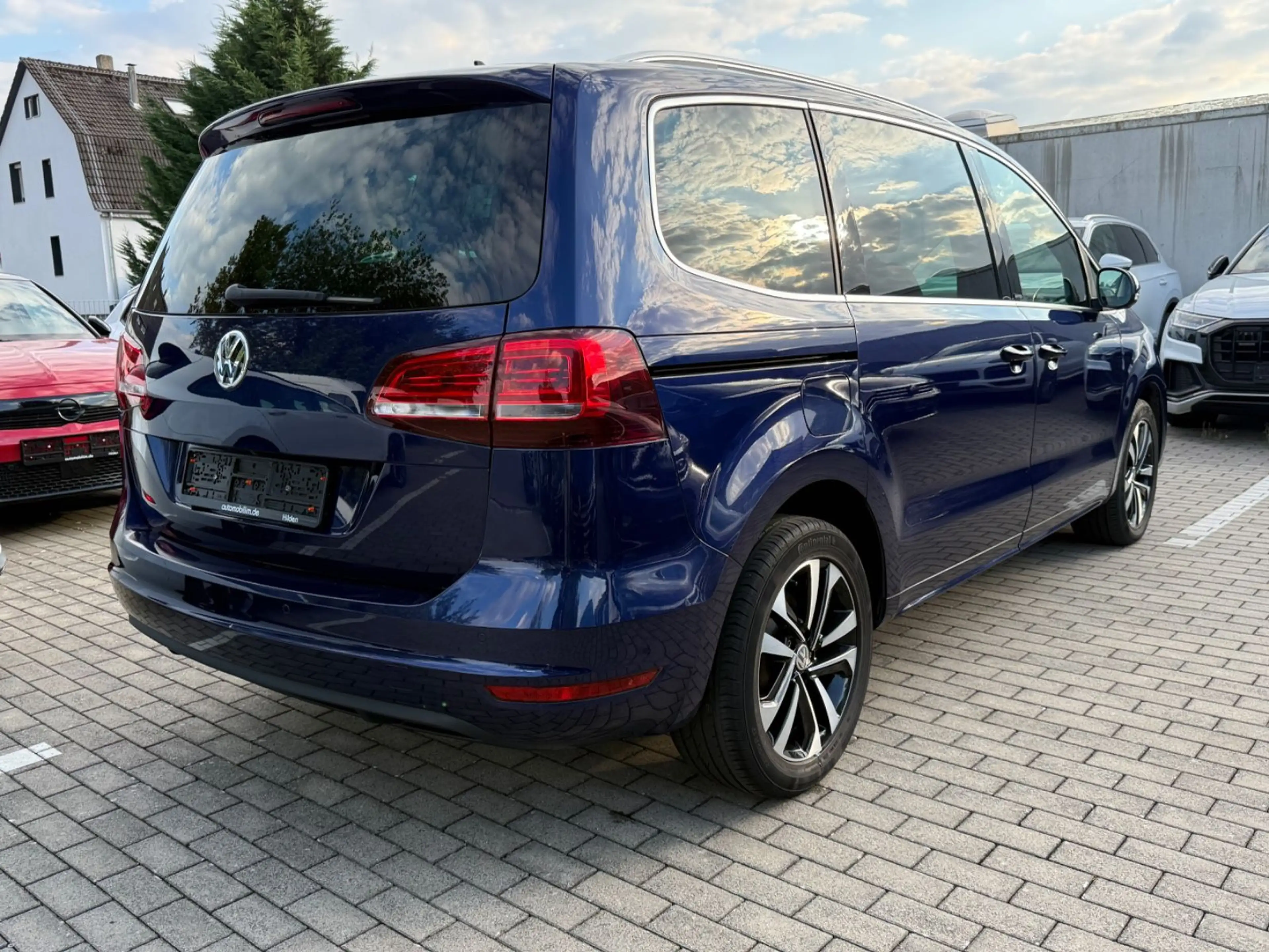 Volkswagen Sharan United 2.0 TDI*DSG*7-Sitz*E-Türe*AHK*ACC* — photo 7