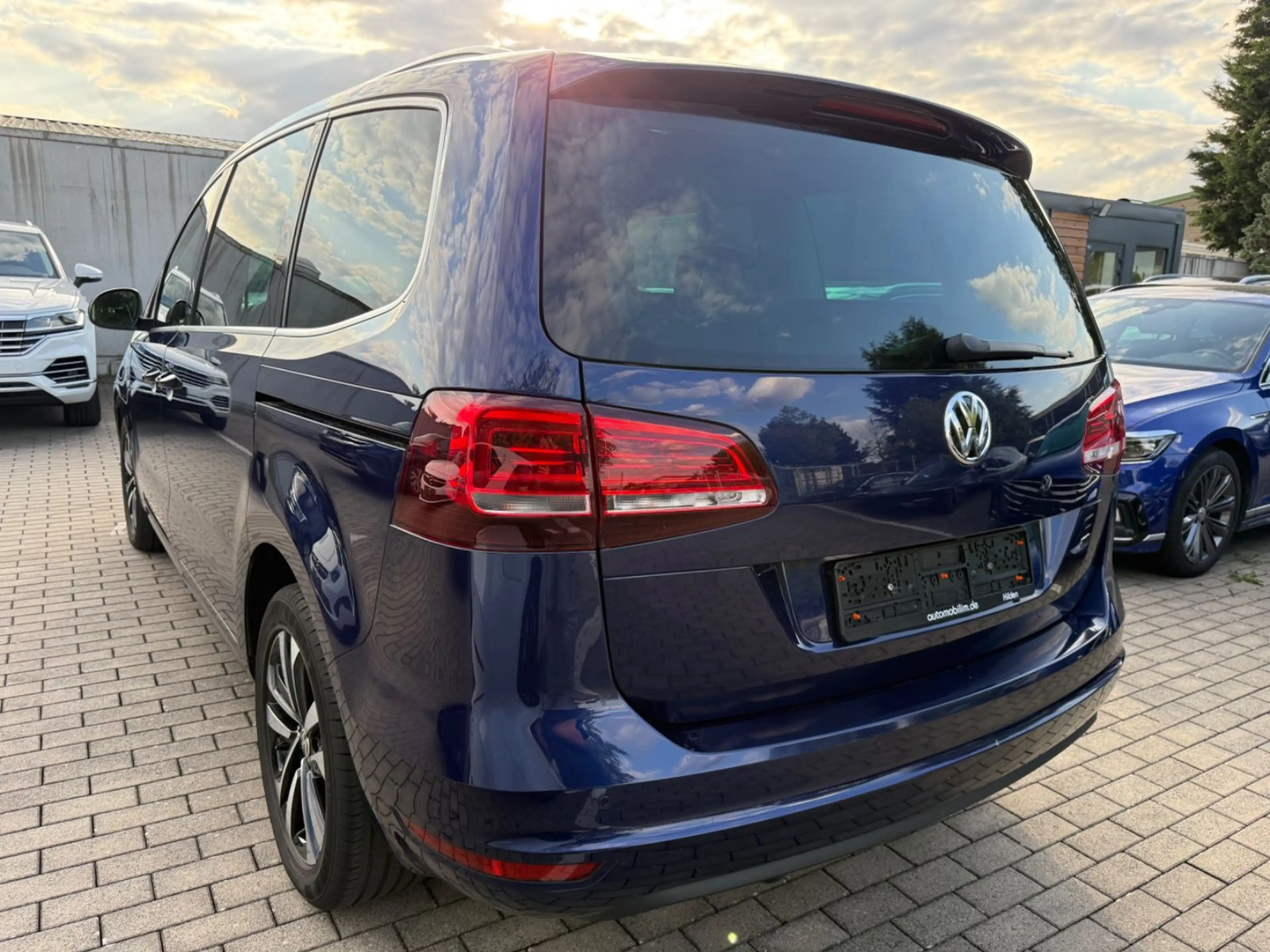 Volkswagen Sharan United 2.0 TDI*DSG*7-Sitz*E-Türe*AHK*ACC* — photo 6