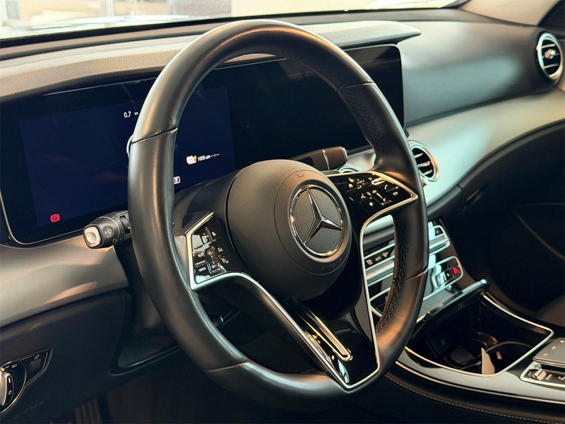 Mercedes-Benz E 300 de 4MATIC T-Modell **AHK**KAMERA** — photo 8