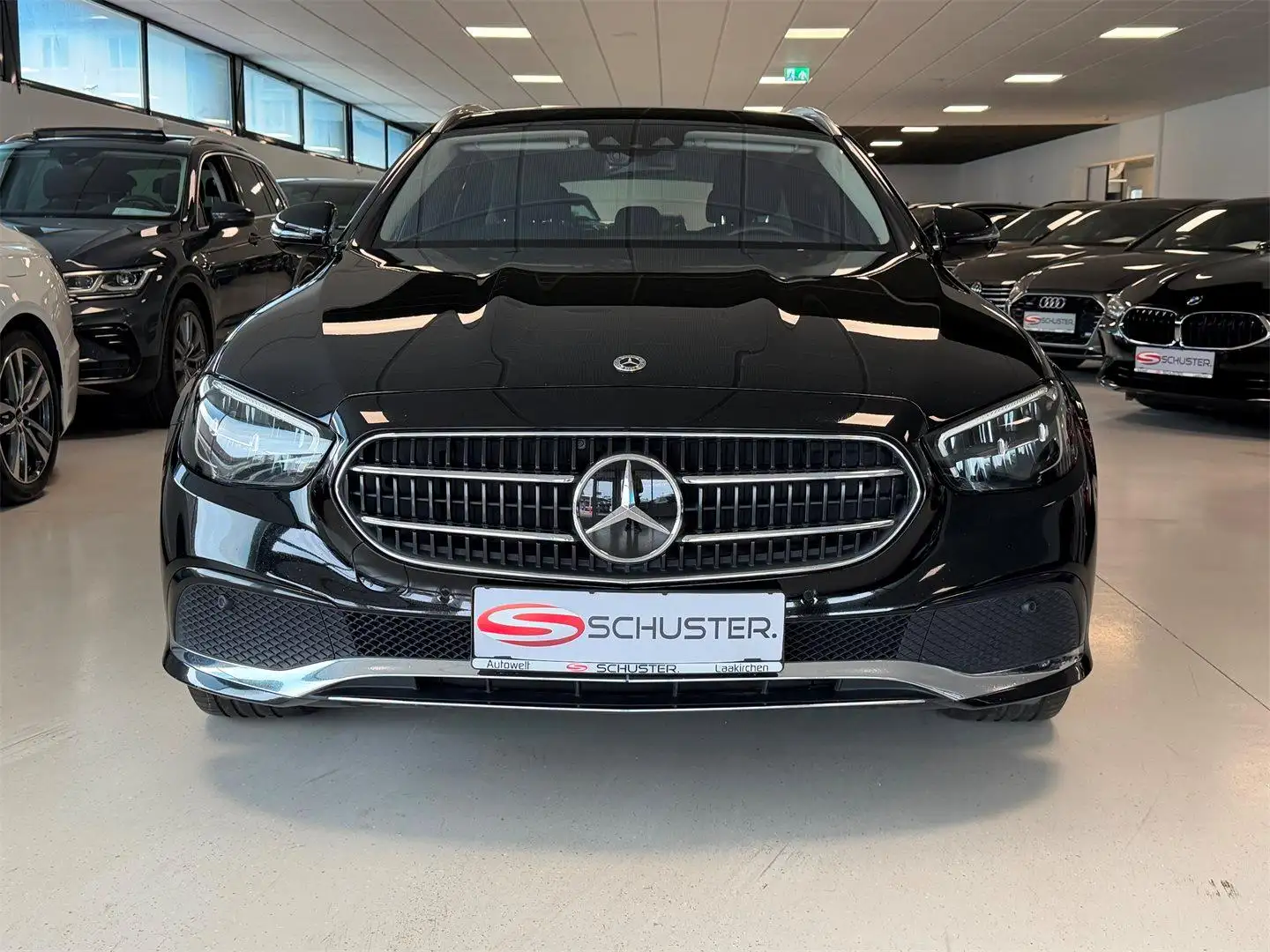 Mercedes-Benz E 300 de 4MATIC T-Modell **AHK**KAMERA** Schwarz - 2
