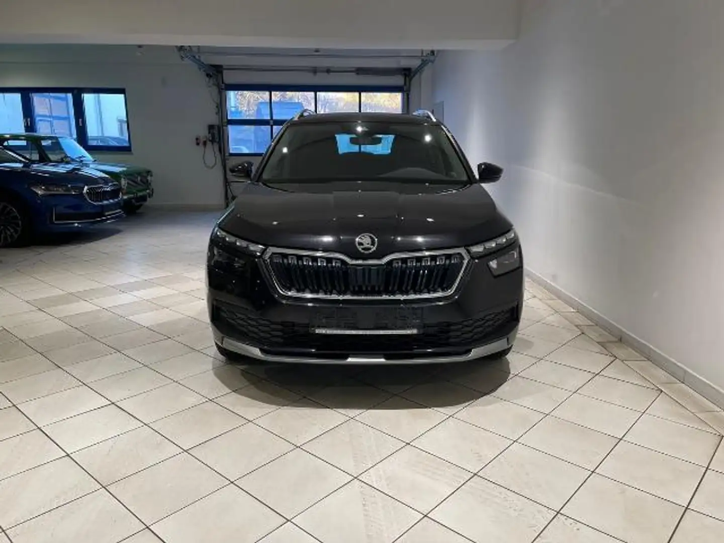 Skoda Kamiq 1.0 TSI DSG STYLE ACC AHZV LED Schwarz - 2