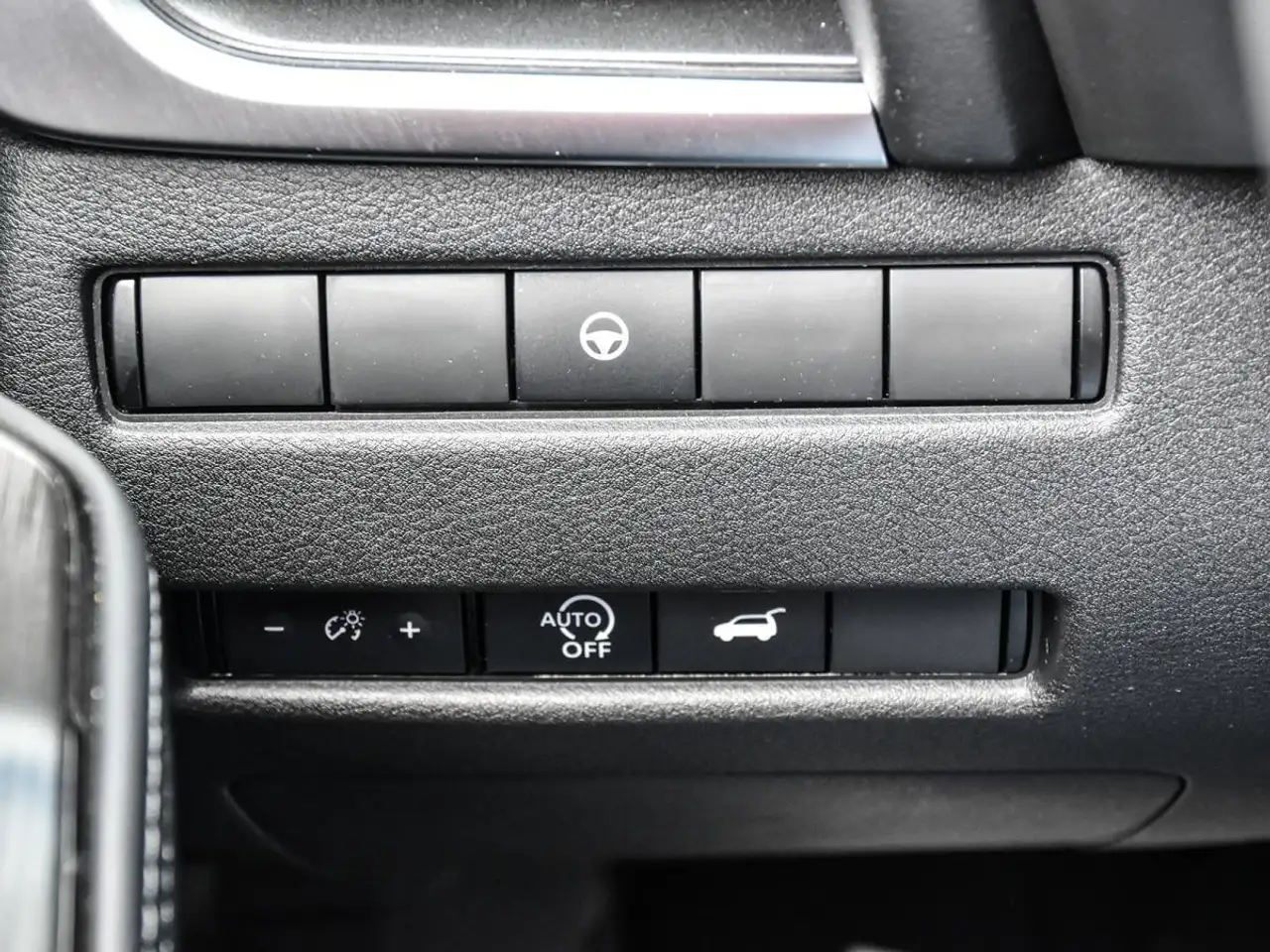 Nissan Rogue fotografie Nissan Rogue