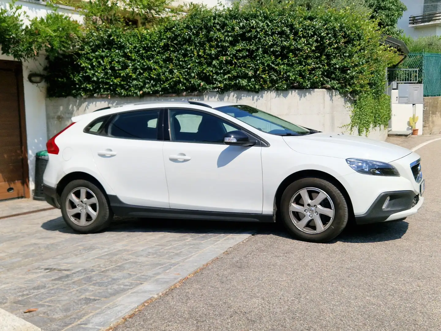 Volvo V40 Cross Country 2.0 d2 Business geartronic - 1