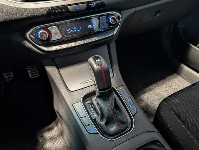 Hyundai I30 view 8