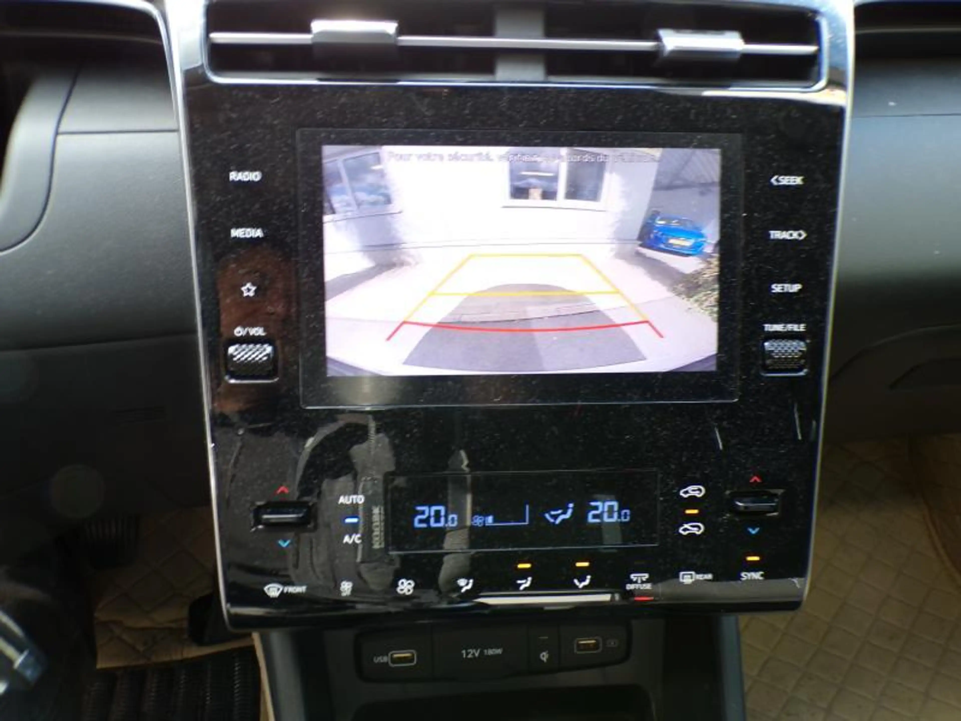 Hyundai TUCSON 1.6 150cv Blanc 03/23 25111km Airco GPS Camera — photo 12