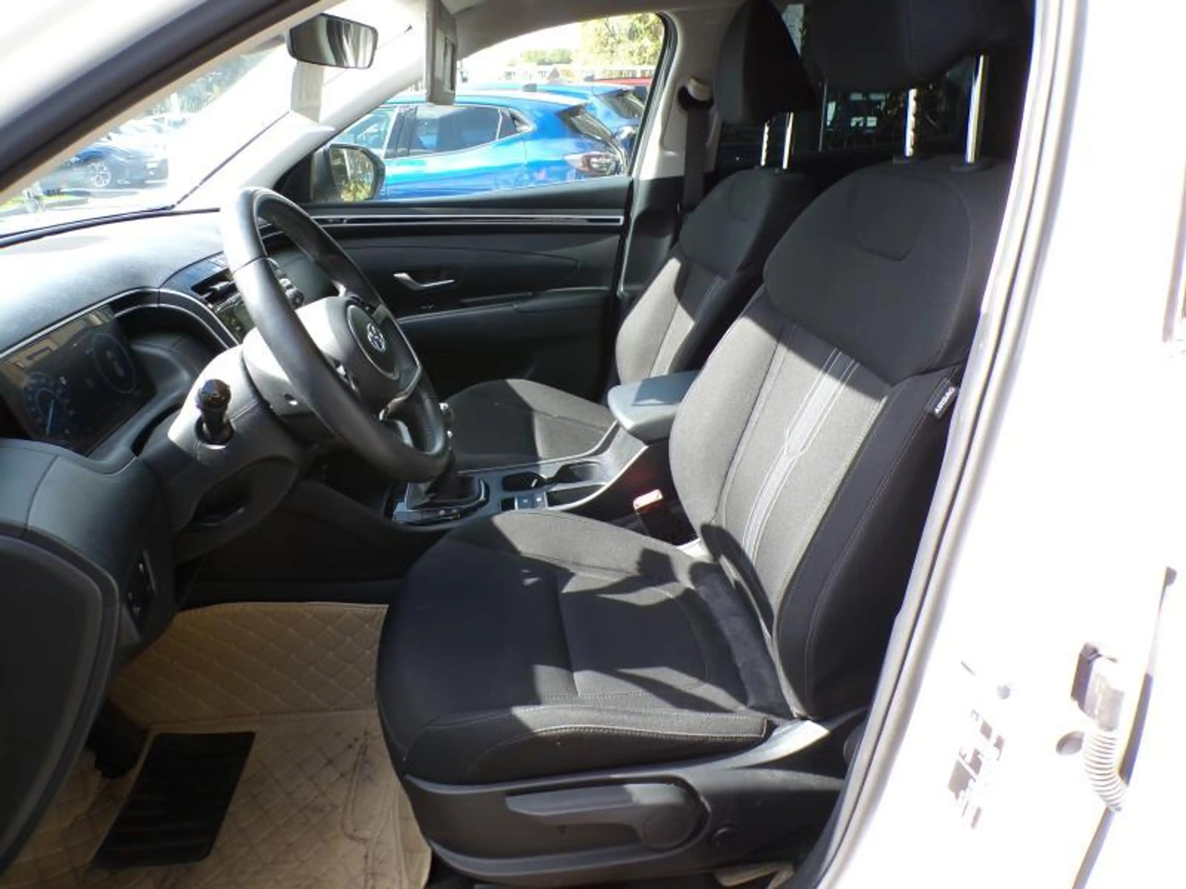 Hyundai TUCSON 1.6 150cv Blanc 03/23 25111km Airco GPS Camera — photo 7