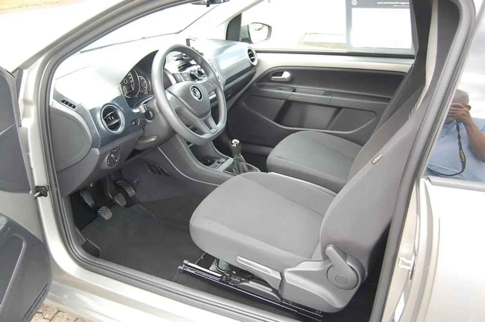 Volkswagen up! Klima Bluetooth Sitzheizung Silber - 2