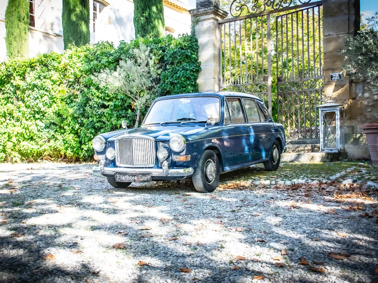 Austin Princess 1100 Vanden Plas Blauw - 2