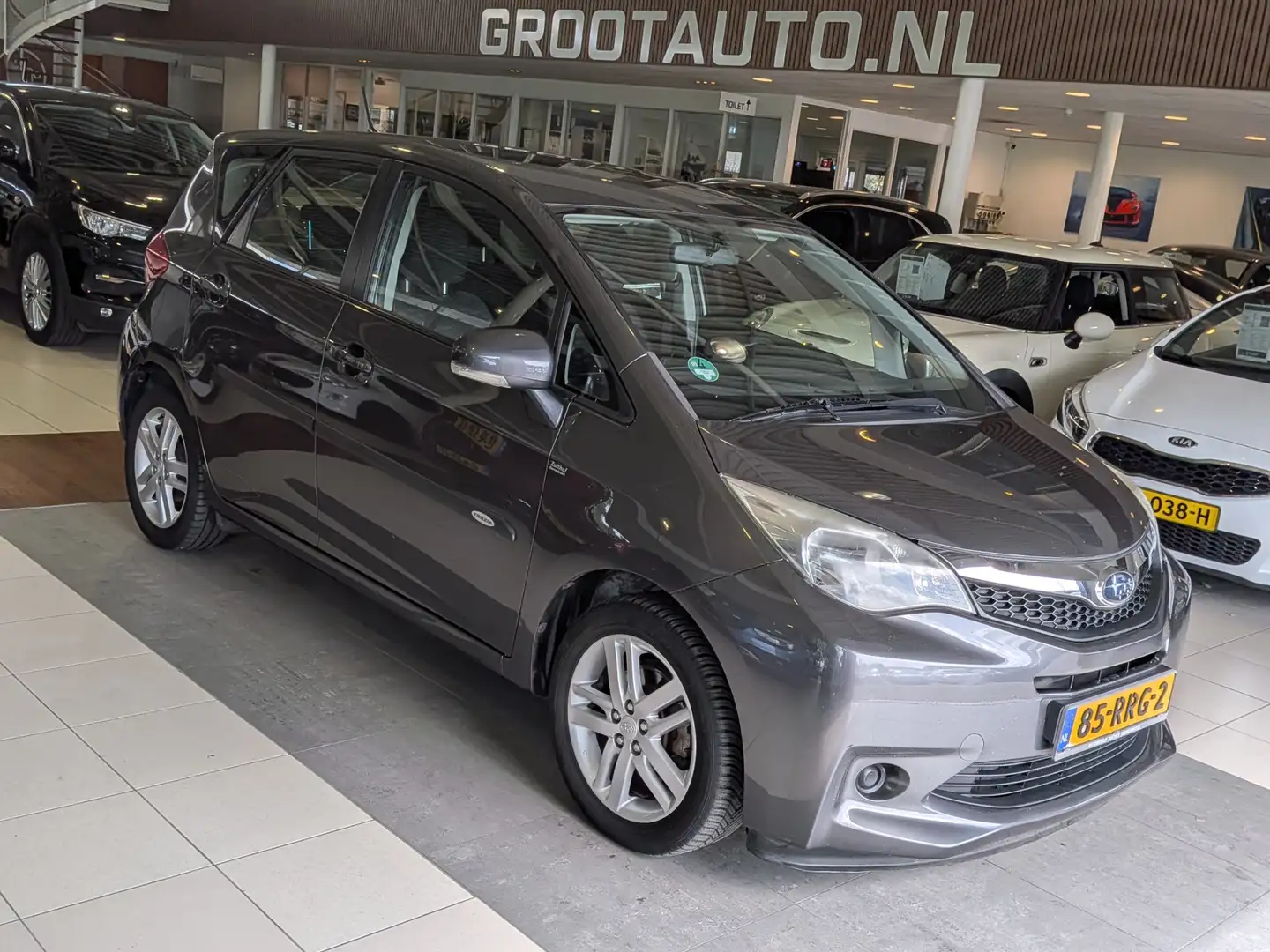 Subaru Trezia 1.3 Comfort Airco, Trekhaak, Stuurbekrachtiging Grau - 1