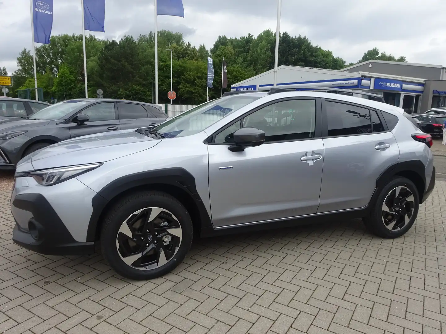 Subaru Crosstrek 2.0ie Platinum 2025 Modell Срібний - 2