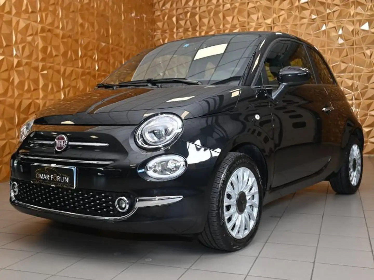Fiat 500 1.0 HYBRID DOLCEVITA TETTO CARPLAY CRUISE 15"FULL! Zwart - 1
