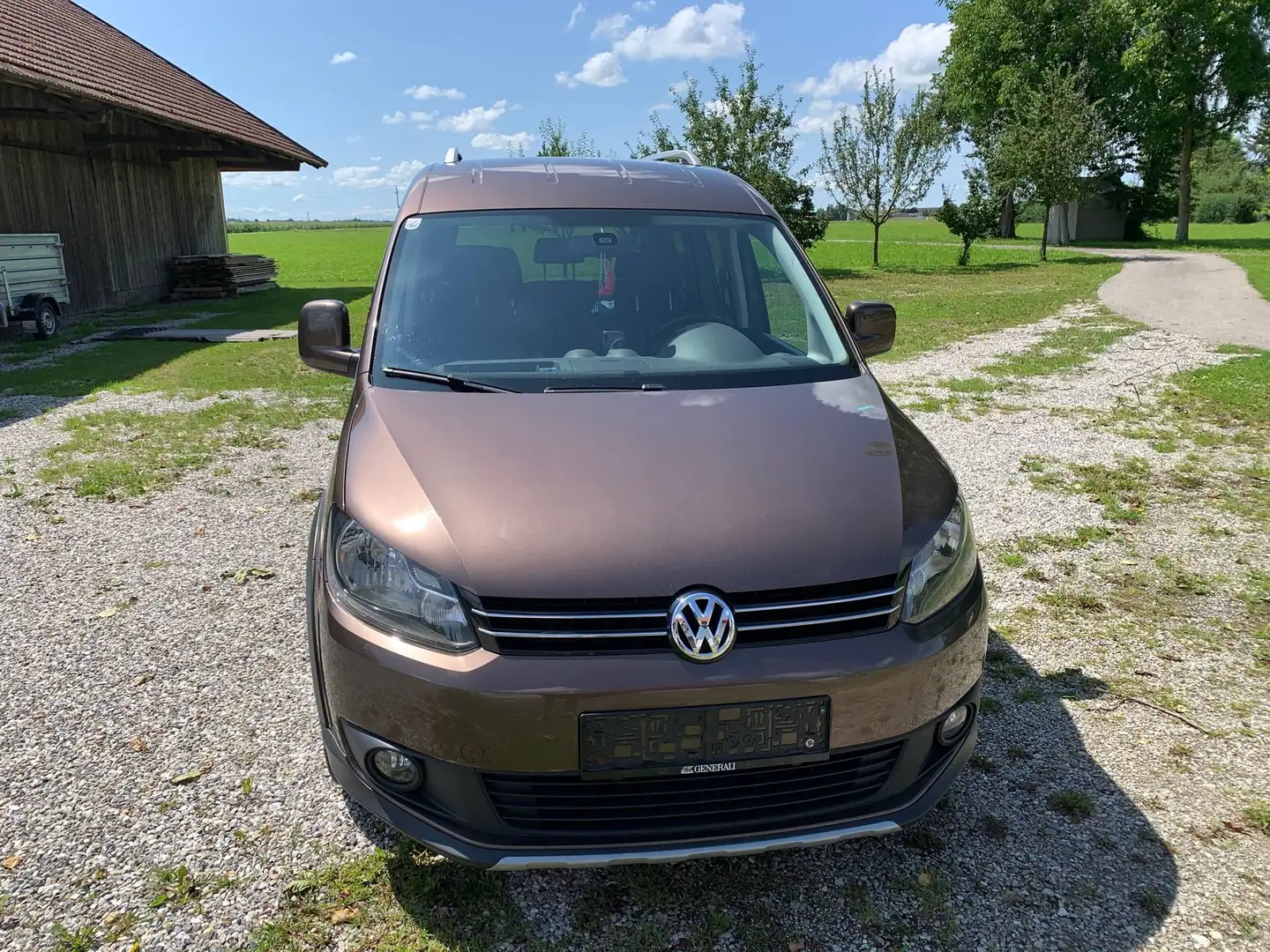 Volkswagen Caddy Cross Braun - 2