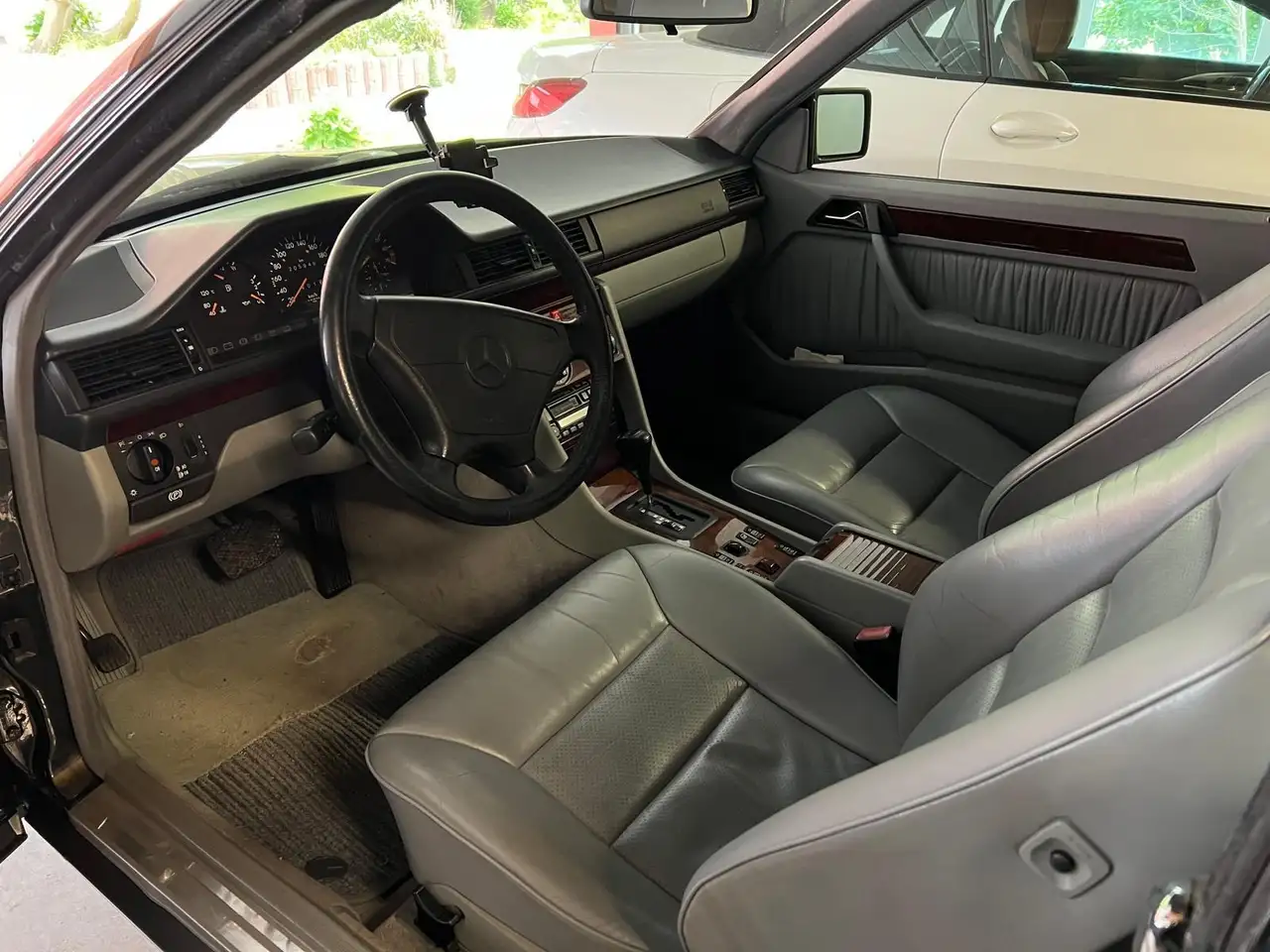 Mercedes-Benz E 200 W124 Cabrio, foto 10