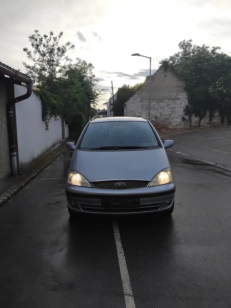 Ford Galaxy Ghia 1,9 PD TD - 1