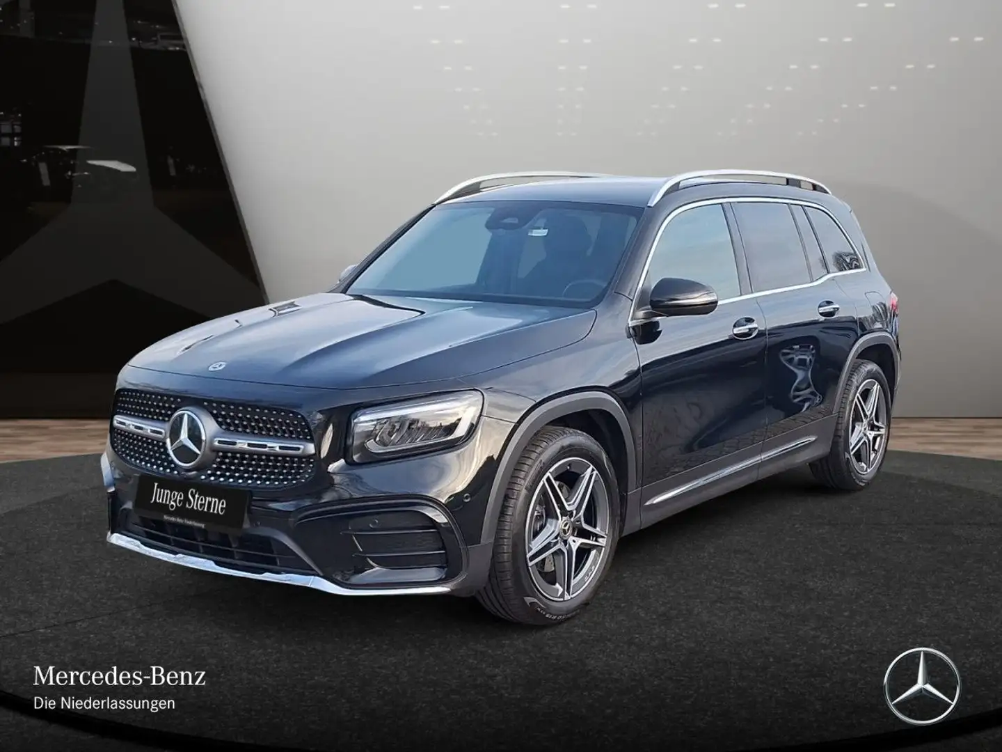 Mercedes-Benz GLB 200 AMG+AHK+LED+KAMERA+TOTW+KEYLESS+7G Zwart - 2