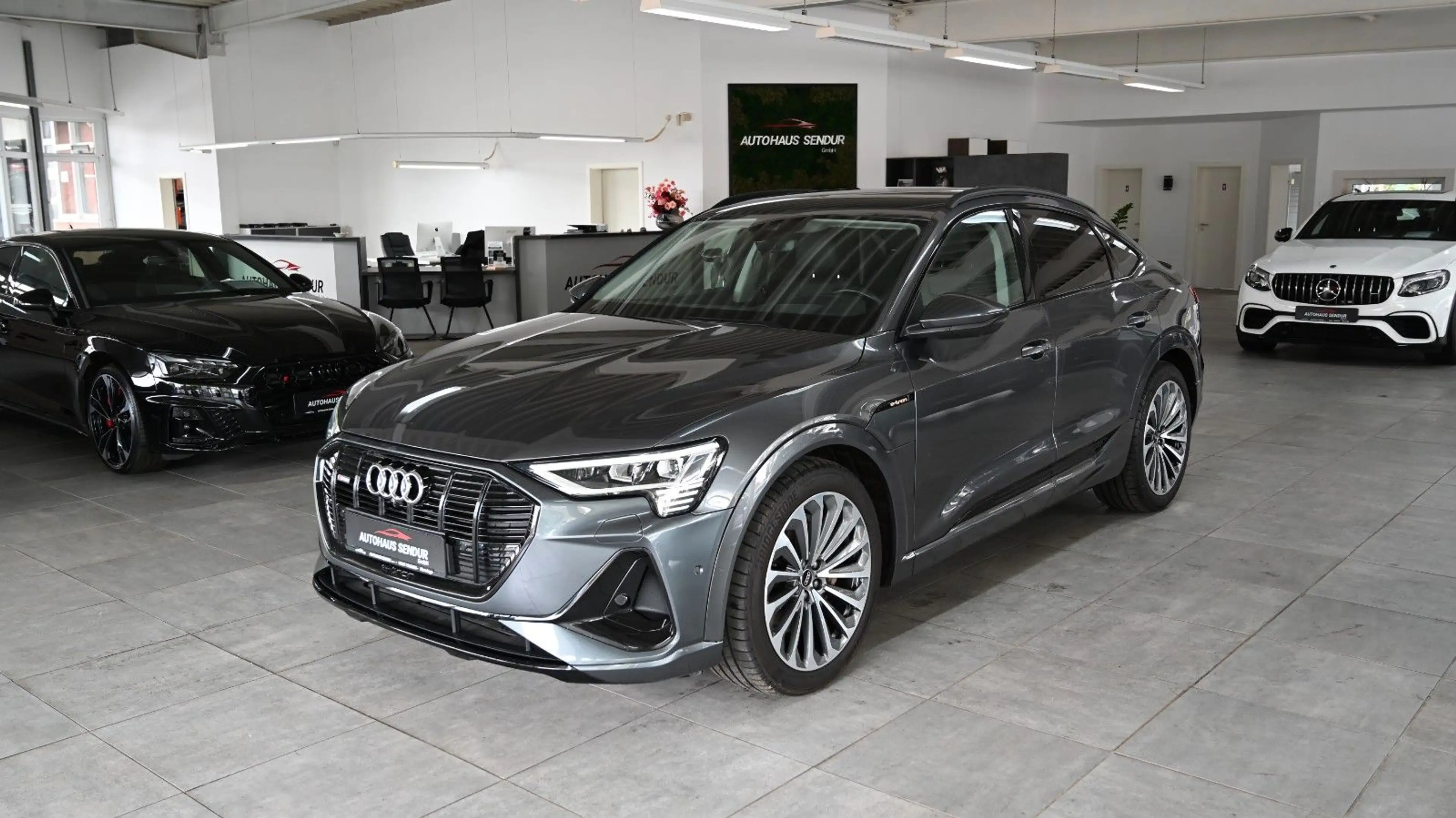 Audi e-tron Sportback 55 quattro S line *HUD*360° — photo 3