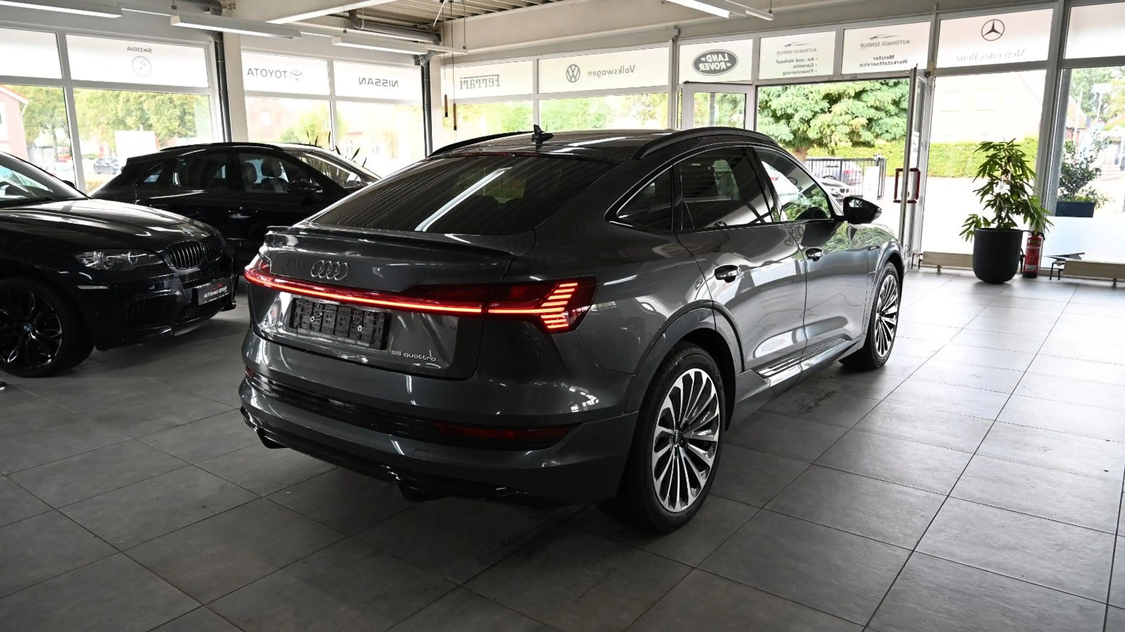 Audi e-tron Sportback 55 quattro S line *HUD*360° — photo 7