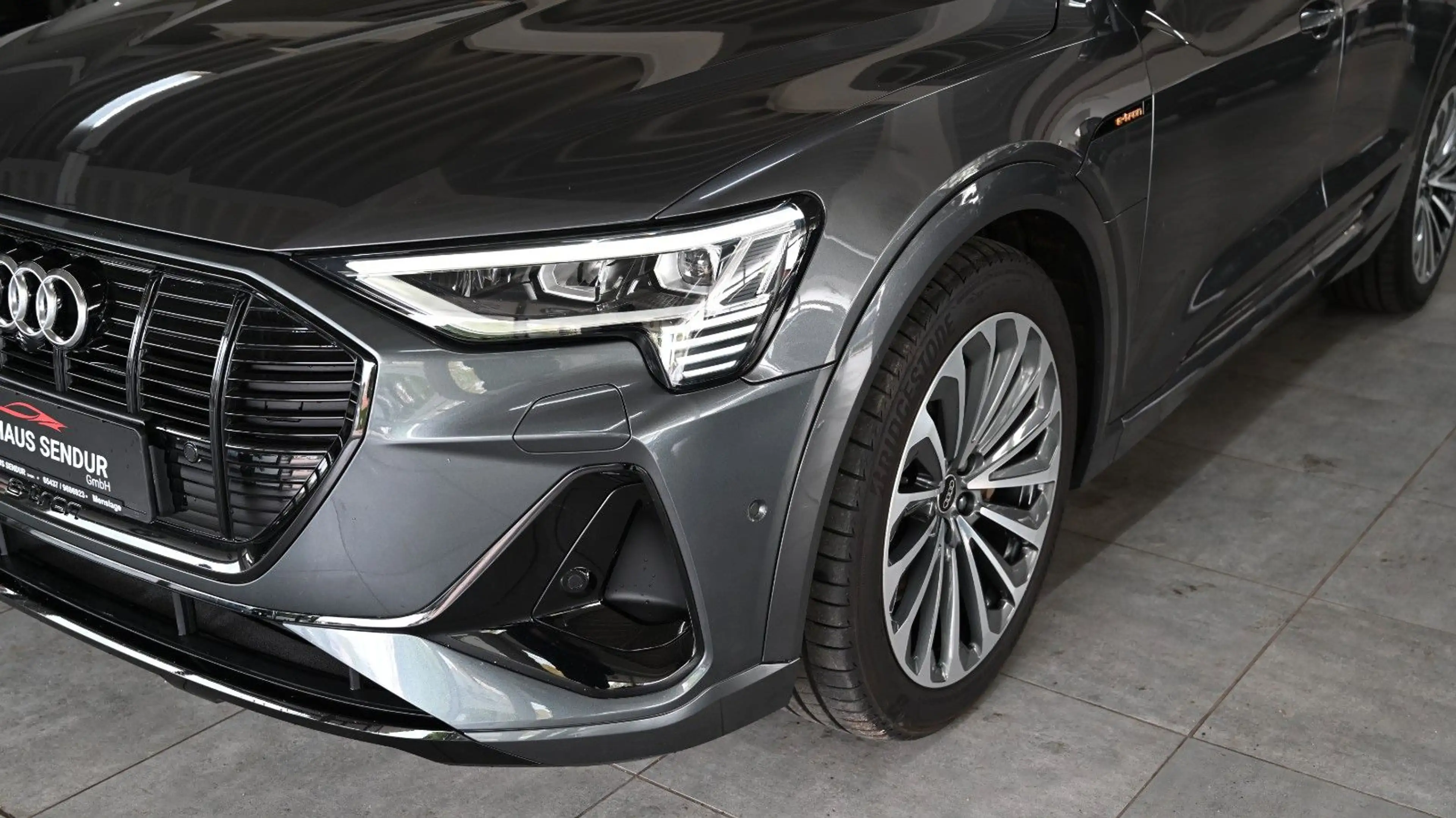 Audi e-tron Sportback 55 quattro S line *HUD*360° — photo 11